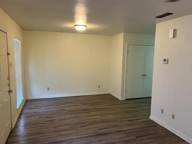 Foto del edificio - 108 Private Rd 3514