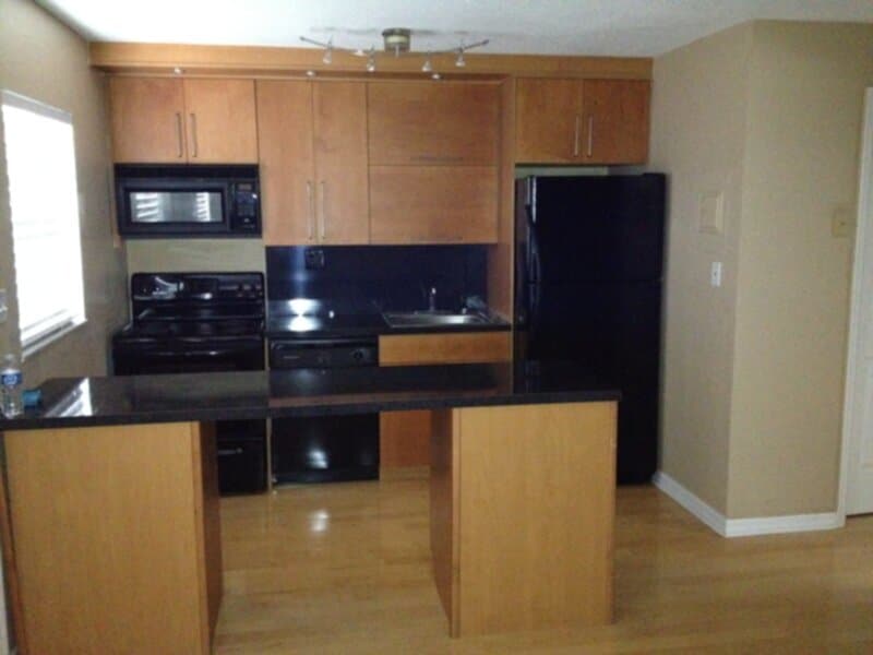 Foto del edificio - 1 bed 1 bath condo 2nd floor