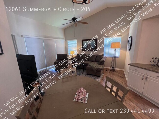 Foto del edificio - 12061 Summergate Cir
