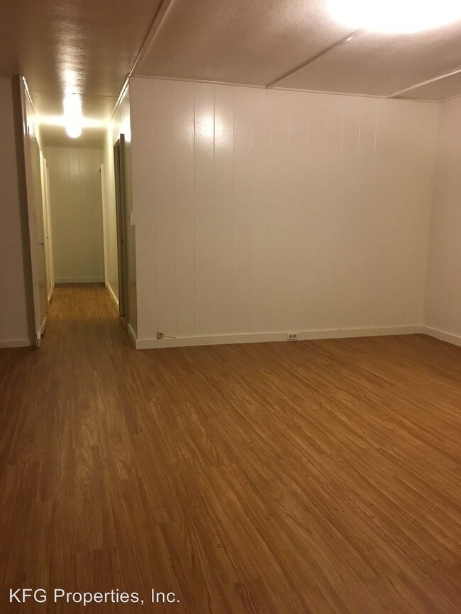 Building Photo - 3140 Nihi St