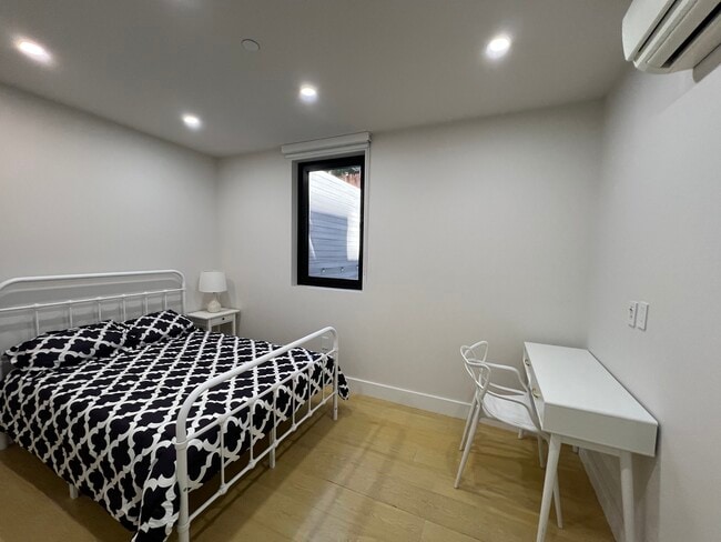 Building Photo - 244 Water St