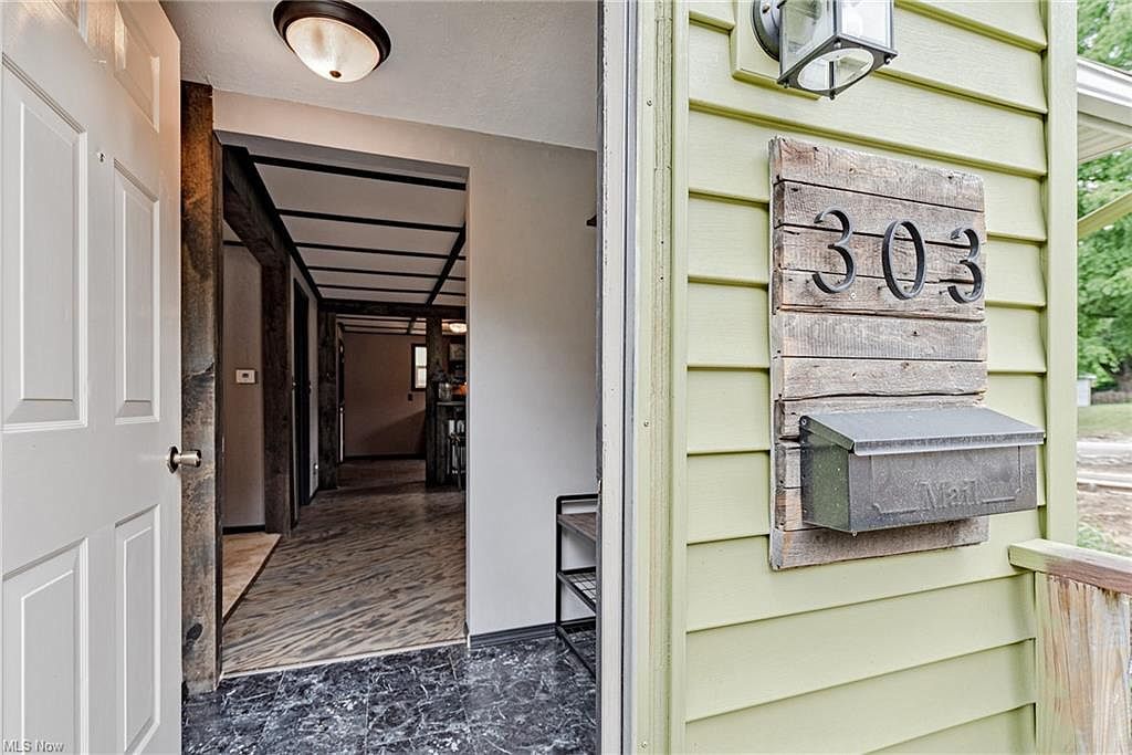 Foto principal - 303 Cherry St