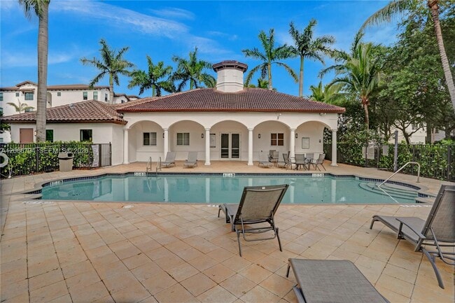 Building Photo - 12600 SW 50th Ct