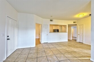 Building Photo - 6955 N Durango Dr