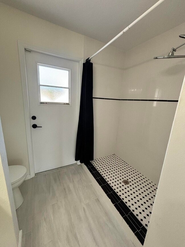 Building Photo - 2109 SE Trillo St