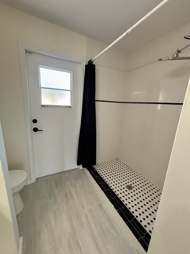 Foto del edificio - 2109 SE Trillo St