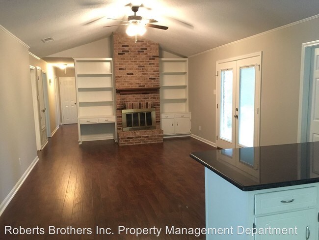 Building Photo - 4 br, 2 bath House - 6125 Palomino Drive