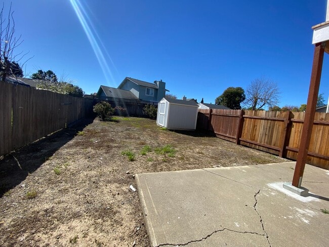 Foto del edificio - Spacious 2 Bed 2 Bath PG&E & Water Included~