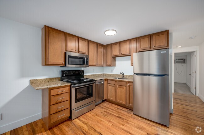 1 habitación, 1 baño - 550 pies cuadrados - Cocina - 419 E 7th