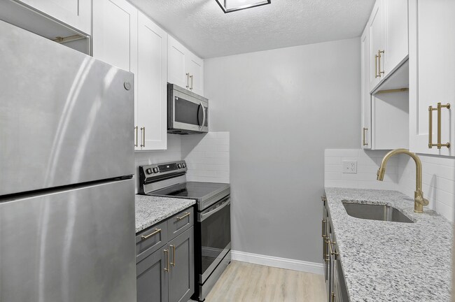 Cocina completamente renovada - Mariemont Woods