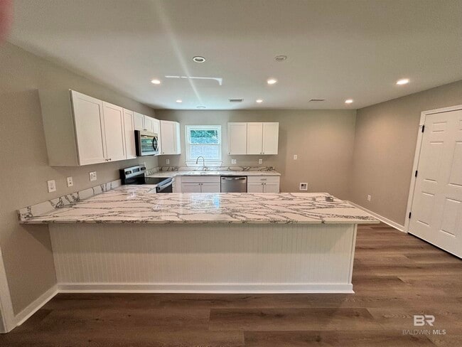 Foto del edificio - 208 Marcella Ave