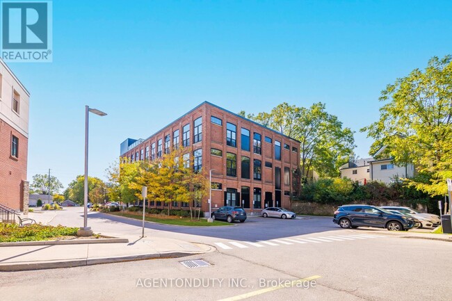 Photo du bâtiment - 24 Cedar St