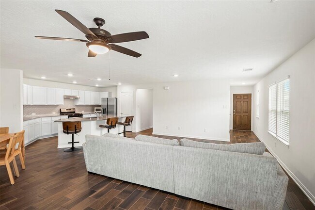 Foto del edificio - 9312 Sandoval Cir