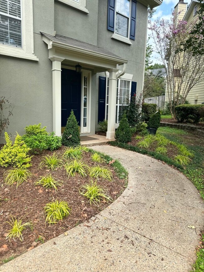 Building Photo - Smyrna/Vinings-Rental