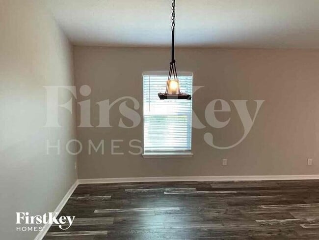 Building Photo - 121 Alexandria Cir