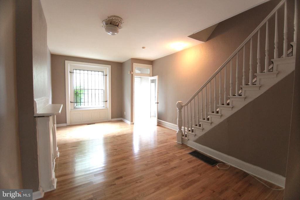Foto principal - 1732 N Sydenham St