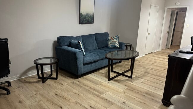Photo - 829 E Boyd Dr (Baton Rouge, LA) Apartment