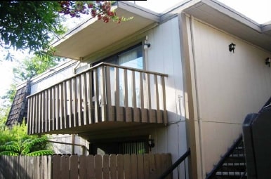 Building Photo - 2312 Villanova Cir