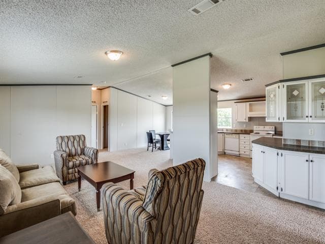 Foto del edificio - 4021 Meadow Vista Cir