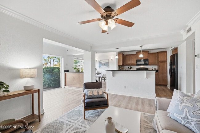 Foto del edificio - 204 Laguna Villa Blvd