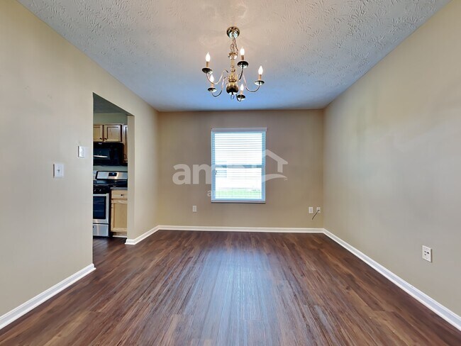 Foto del edificio - 7696 Haverhill Lane