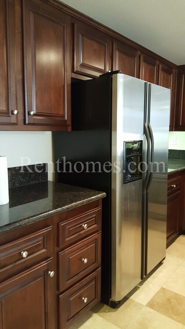 Foto del edificio - La Jolla / UTC, Granite Counters, All Appl...