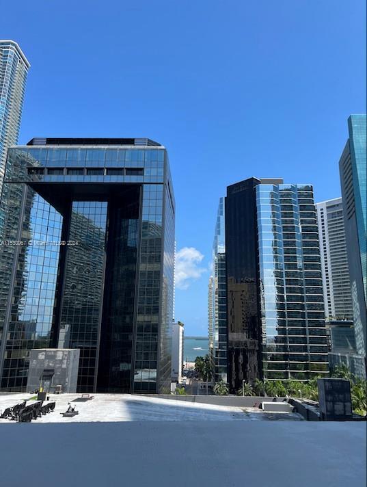Foto principal - 1250 S Miami Ave