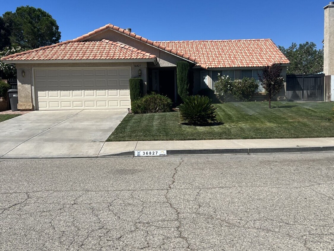 CAA4 Apartment for Rent in Palmdale, CA