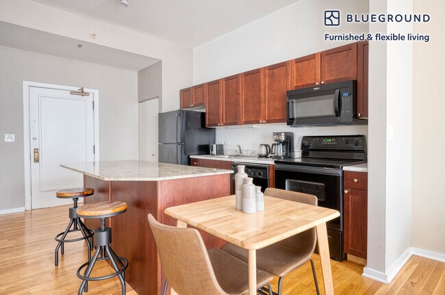 Building Photo - 343 S Dearborn St