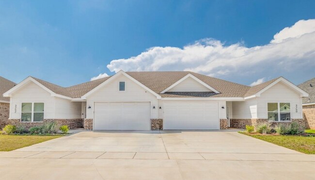 Building Photo - 3752 Kala Dr