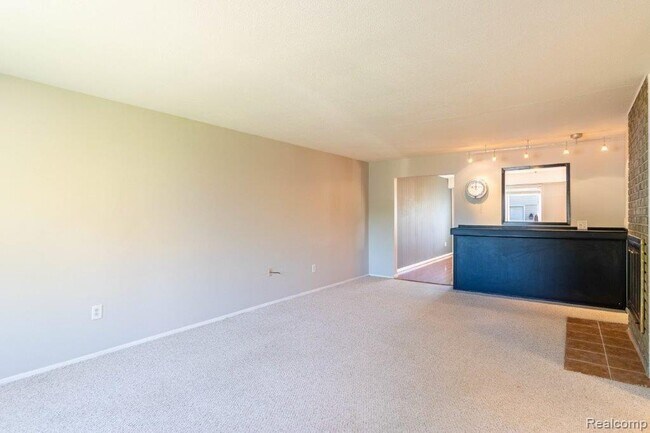 Foto del edificio - 2202 Isabell Ave