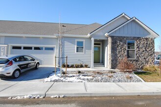 Building Photo - 1712-1714 Danny Boy Ln