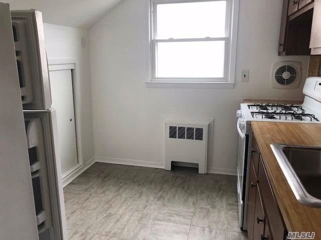 Primary Photo - 444 E Park Ave
