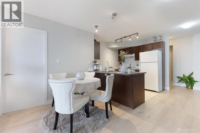 Building Photo - 1178 Heffley Crescent