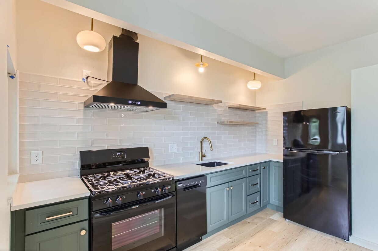Foto principal - 2387 NW Thurman St