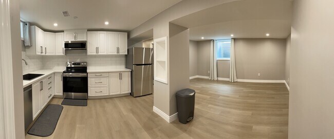 Photo du bâtiment - 895 Cochrane Cres