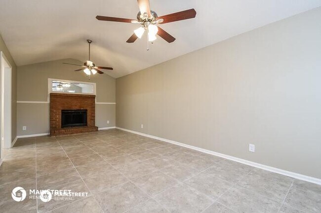 Foto del edificio - 112 Willowbrook Dr, Bessemer, AL 35022