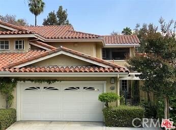 Foto principal - 38 Fairway Dr