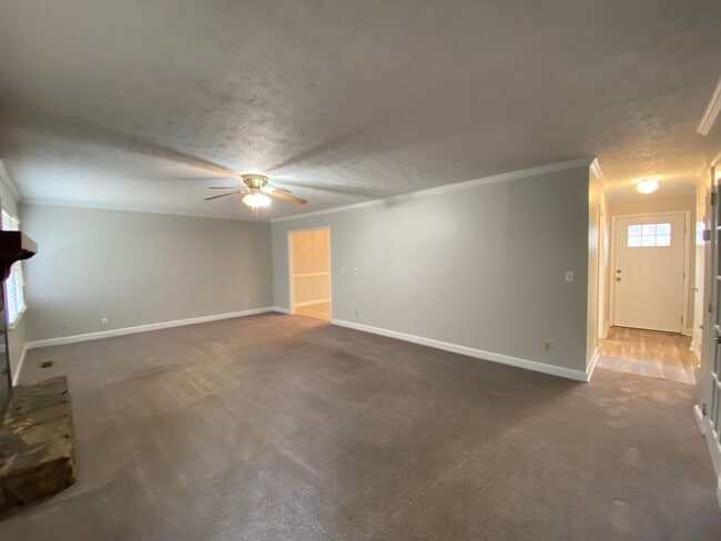 Foto del edificio - 1032 Emory Pl