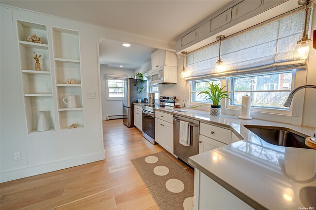 Building Photo - 1 Loetscher Ln