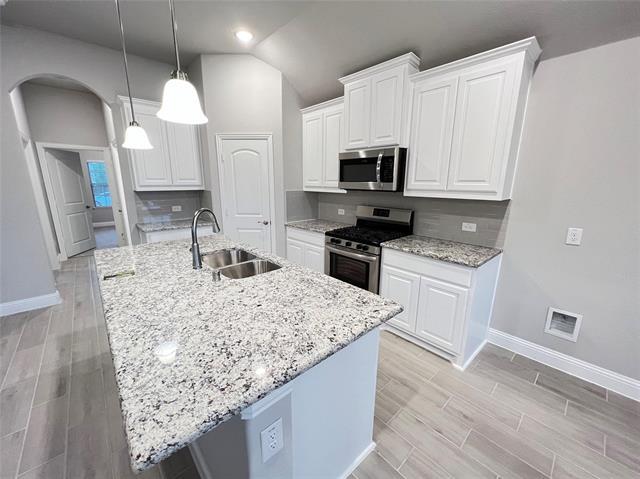 Foto del edificio - 4008 Whitetail Ln