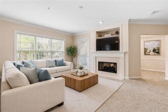 Building Photo - 3275 Lenox Rd NE