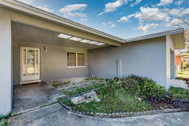 Foto del edificio - 2425 Heritage Dr