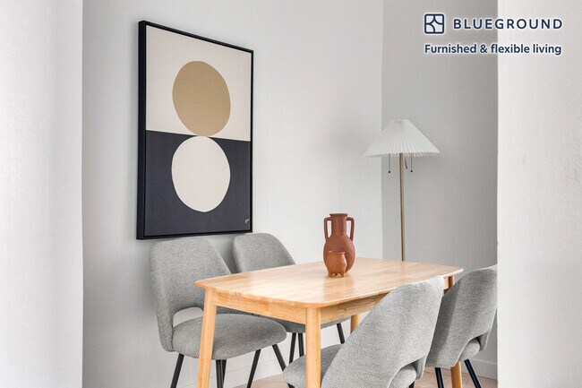 Foto del edificio - 501 1/2 East 83rd Street-SI FL3-ID1998