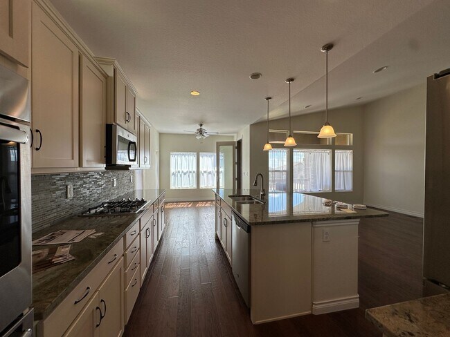 Building Photo - 6045 Griffin Dr