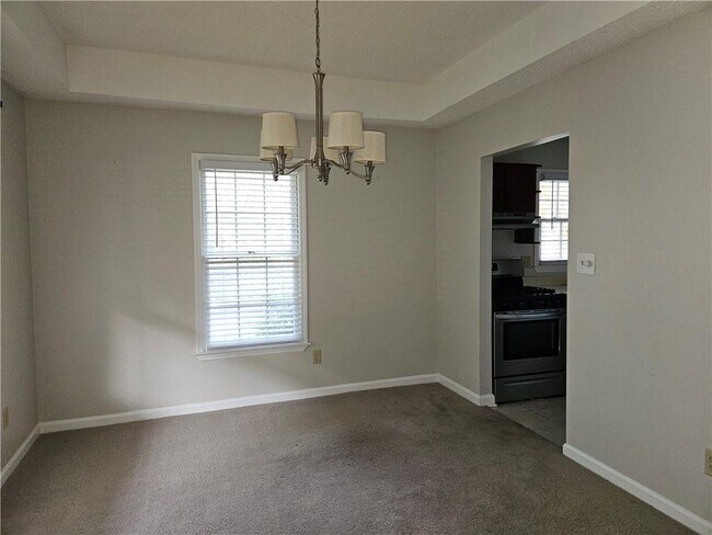 Foto del edificio - 4813 Hairston Pl