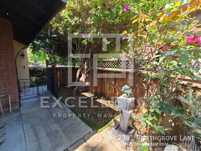 Foto del edificio - 2381 Northgrove Ln