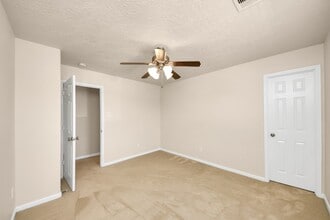 Building Photo - 11034 Kelly Hill Ct