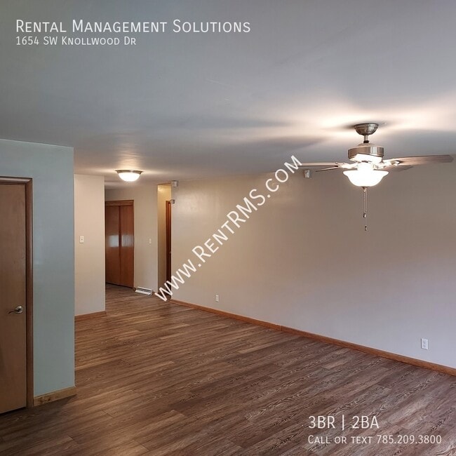 Foto del edificio - 1654 SW Knollwood Dr