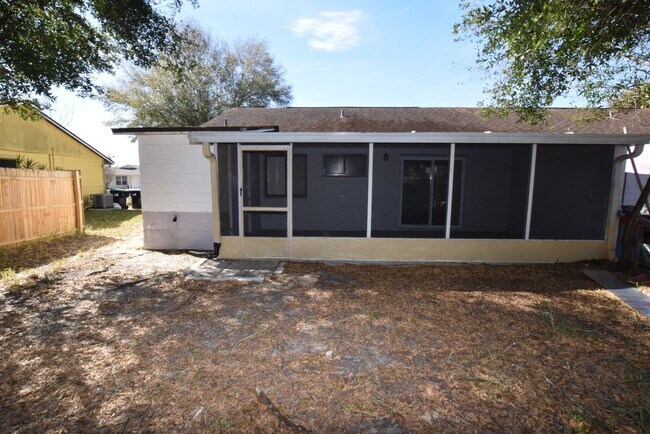 Building Photo - 3641 Westland Ct